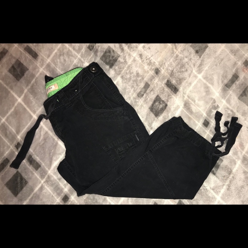 Arizona Capris